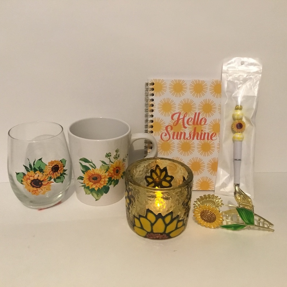 The Sunflower 7 piece Bundle NWOT